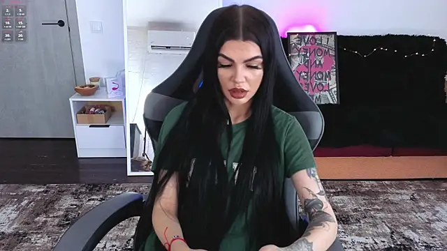 Snapshot of Tiffany_lab chatting on February 1, 2026, 12:59 pm Tiffany lab online show from February 1, 2026, 12:59 pm