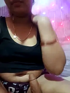 Super-Couple online show from November 3, 2025, 9:38 pm