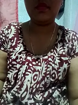 Snapshot of Super-Couple chatting on February 14, 2026, 2:25 pm Super-Couple online show from February 14, 2026, 2:25 pm