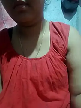 Snapshot of Super-Couple chatting on February 24, 2026, 3:54 pm Super-Couple online show from February 24, 2026, 3:54 pm