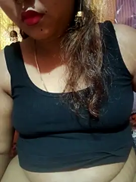 Snapshot of Super-Couple chatting on April 10, 2026, 7:40 pm Super-Couple online show from April 10, 2026, 7:40 pm