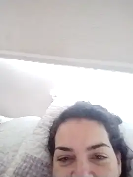 Snapshot of escritorasafada chatting on September 23, 2025, 3:59 pm escritorasafada online show from September 23, 2025, 3:59 pm