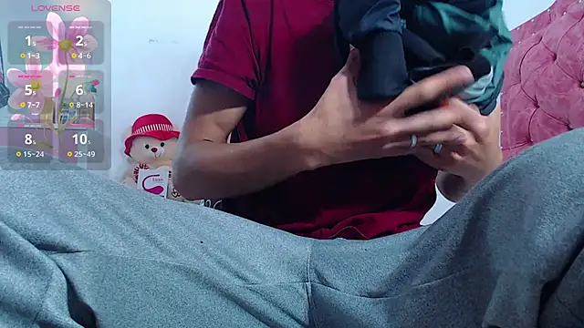 Snapshot of BIG_cockpether chatting on January 22, 2025, 3:52 am BIG cockpether online show from January 22, 2025, 3:52 am