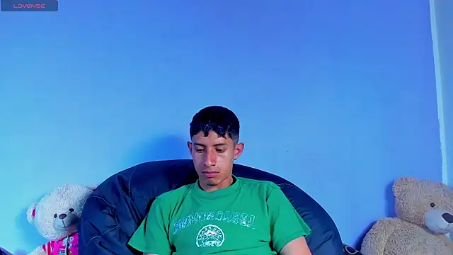 Snapshot of BIG_cockpether chatting on November 5, 2025, 11:32 am BIG cockpether online show from November 5, 2025, 11:32 am