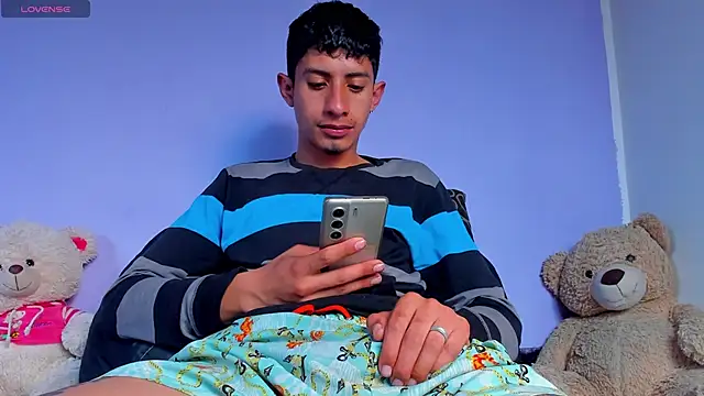 Snapshot of BIG_cockpether chatting on November 17, 2025, 11:38 am BIG cockpether online show from November 17, 2025, 11:38 am