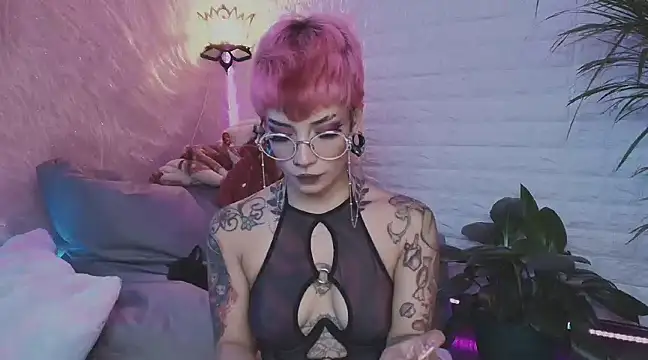 Snapshot of _mamush chatting on December 6, 2024, 3:41 am mamush online show from December 6, 2024, 3:41 am