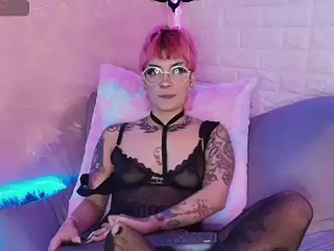 Snapshot of _mamush chatting on December 9, 2024, 3:54 pm mamush online show from December 9, 2024, 3:54 pm