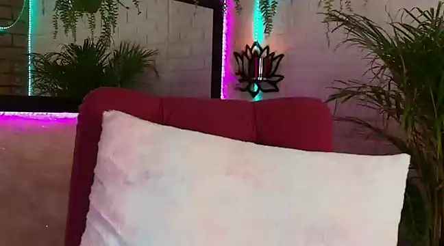 Snapshot of _mamush chatting on March 7, 2025, 4:13 am mamush online show from March 7, 2025, 4:13 am