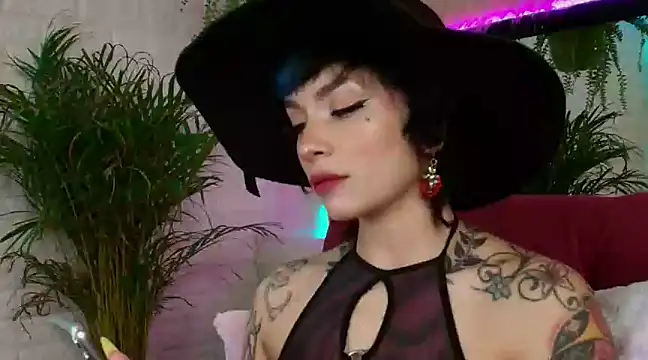 Snapshot of _mamush chatting on March 12, 2025, 11:01 pm mamush online show from March 12, 2025, 11:01 pm