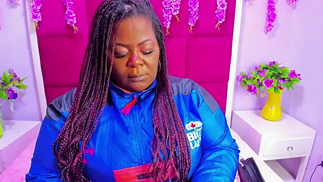 Snapshot of rocio_bbw_ chatting on January 9, 2026, 2:58 am rocio bbw online show from January 9, 2026, 2:58 am