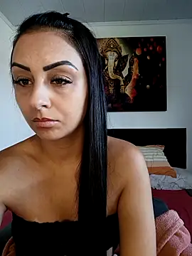 Snapshot of bbzinharosa chatting on December 4, 2025, 11:52 am bbzinharosa online show from December 4, 2025, 11:52 am