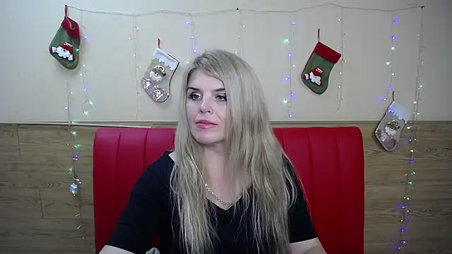 Snapshot of Julya_Barbi chatting on January 4, 2025, 12:05 am Julya Barbi online show from January 4, 2025, 12:05 am