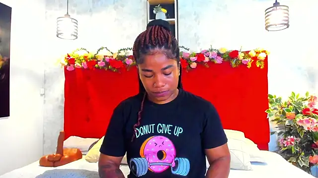 SilvannaFit online show from April 10, 2026, 9:03 am