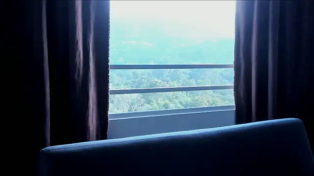 lnxmst online show from March 29, 2026, 10:10 pm