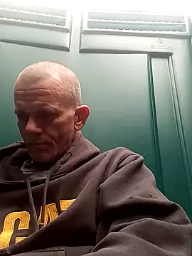 BubblyThing1 online show from December 2, 2025, 6:47 pm