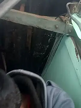 Skinny Bigass 23 online show from December 18, 2025, 5:35 am