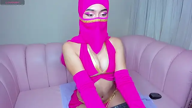 Snapshot of Aaliyah_Salma chatting on January 27, 2025, 10:27 pm Aaliyah Salma online show from January 27, 2025, 10:27 pm