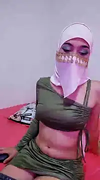 Snapshot of Aaliyah_Salma chatting on January 31, 2025, 10:31 pm Aaliyah Salma online show from January 31, 2025, 10:31 pm