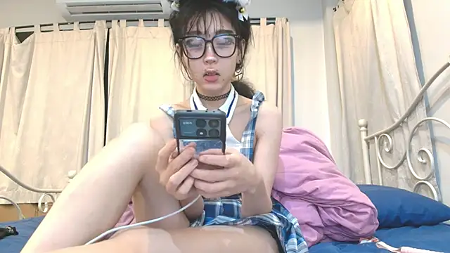 Snapshot of seo_yeon_ chatting on January 13, 2025, 3:26 pm seo yeon online show from January 13, 2025, 3:26 pm