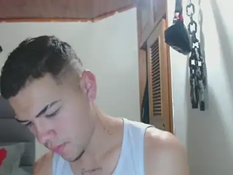 Snapshot of MarceloMilk chatting on January 30, 2025, 2:38 am MarceloMilk online show from January 30, 2025, 2:38 am
