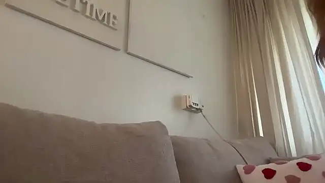 blairbella online show from February 18, 2025, 4:37 pm