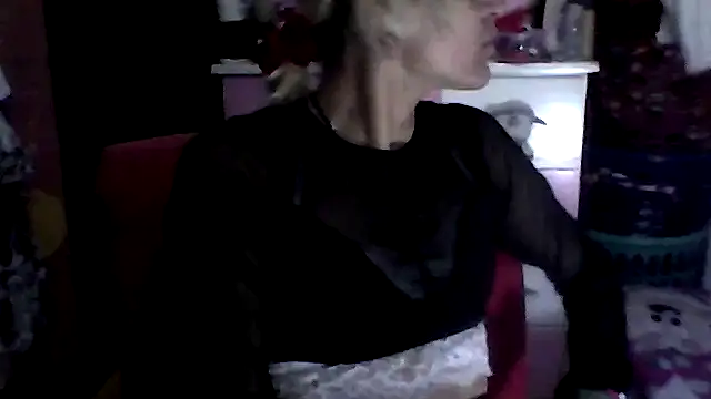 ariana crazzy online show from December 4, 2025, 12:03 pm