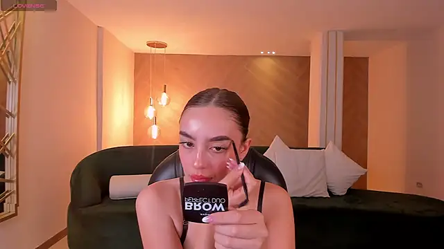 Snapshot of KaiaFerreira chatting on February 17, 2025, 12:05 pm KaiaFerreira online show from February 17, 2025, 12:05 pm