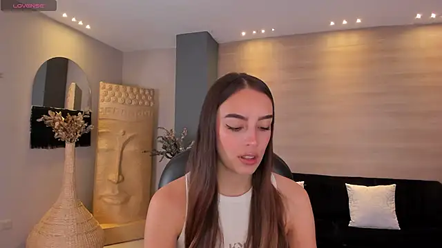 Snapshot of KaiaFerreira chatting on February 25, 2025, 12:13 pm KaiaFerreira online show from February 25, 2025, 12:13 pm