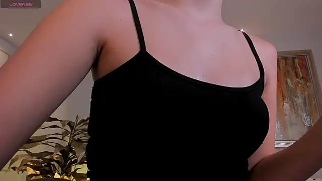 Snapshot of KaiaFerreira chatting on November 28, 2025, 11:24 am KaiaFerreira online show from November 28, 2025, 11:24 am