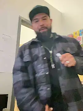 Snapshot of jr91esl chatting on February 11, 2025, 5:05 am jr91esl online show from February 11, 2025, 5:05 am