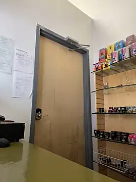 Snapshot of jr91esl chatting on February 12, 2025, 4:11 pm jr91esl online show from February 12, 2025, 4:11 pm