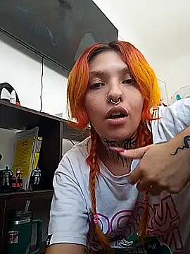 Snapshot of littledoll_juicy chatting on March 3, 2026, 8:15 pm littledoll juicy online show from March 3, 2026, 8:15 pm