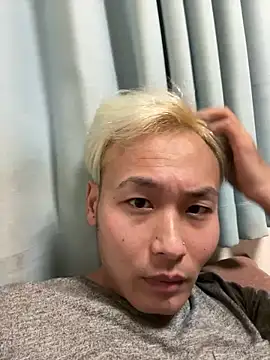 kouji8800 online show from January 3, 2025, 12:30 pm