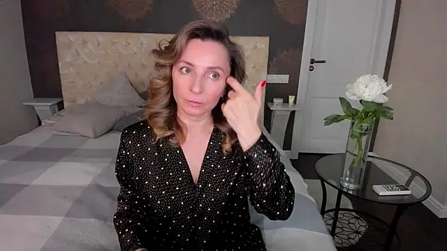 AllisonWilliams online show from November 22, 2025, 4:06 pm