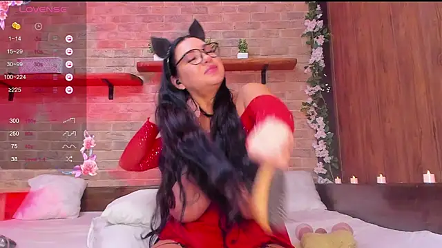 Snapshot of Lizzyvixxx chatting on November 10, 2025, 6:23 am Lizzyvixxx online show from November 10, 2025, 6:23 am