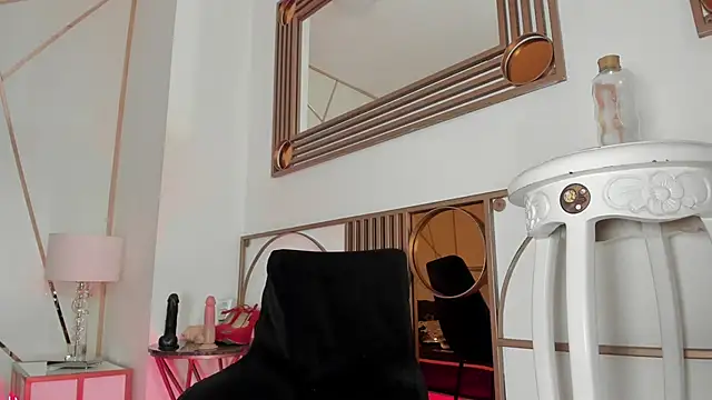 Charlie Doll online show from March 6, 2025, 8:52 am