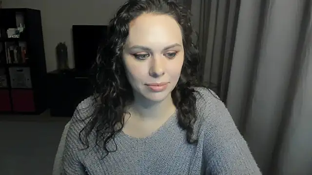 MollyCheiz online show from May 28, 2026, 11:02 pm