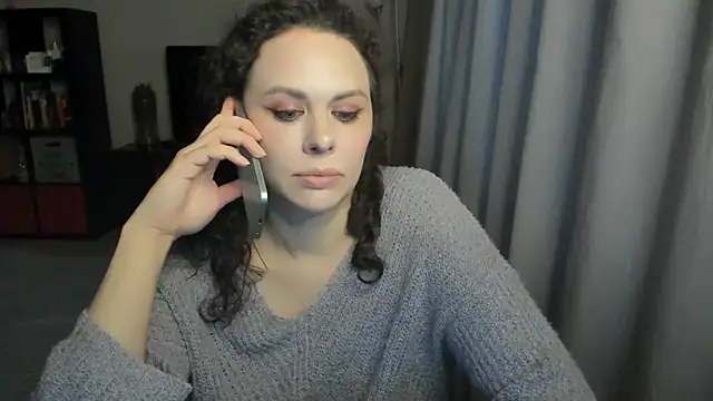 MollyCheiz online show from May 29, 2026, 5:55 pm