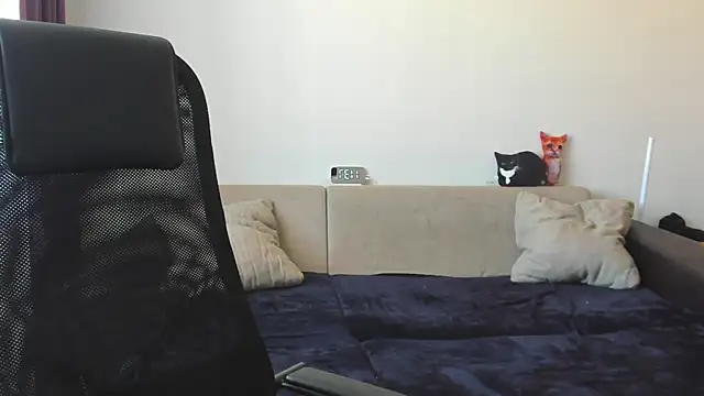 Snapshot of Ostin_meow chatting on September 20, 2025, 4:35 am Ostin meow online show from September 20, 2025, 4:35 am