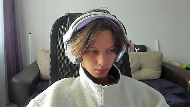 Ostin meow online show from November 6, 2025, 8:15 am