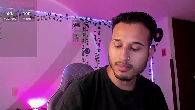 Raf brunette online show from February 19, 2025, 11:49 am