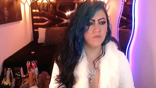 scarleth blue online show from April 7, 2026, 3:18 am