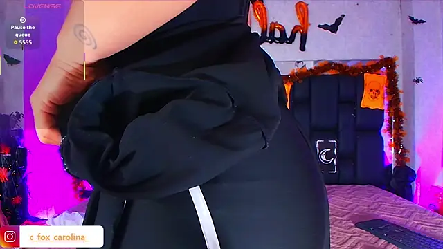 canela oss online show from October 15, 2025, 12:05 pm