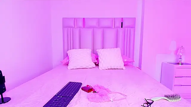 canela oss online show from October 29, 2025, 12:07 pm