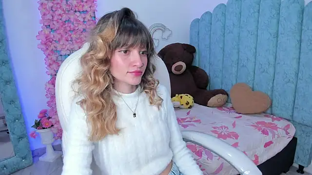 Snapshot of summer_sweet_ chatting on February 27, 2025, 5:13 am summer sweet online show from February 27, 2025, 5:13 am