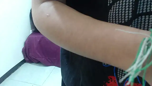 Snapshot of Bonnie-Kim chatting on January 14, 2025, 1:38 pm Bonnie-Kim online show from January 14, 2025, 1:38 pm