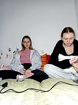 Snapshot of ella_grays chatting on February 11, 2026, 5:07 pm ella grays online show from February 11, 2026, 5:07 pm