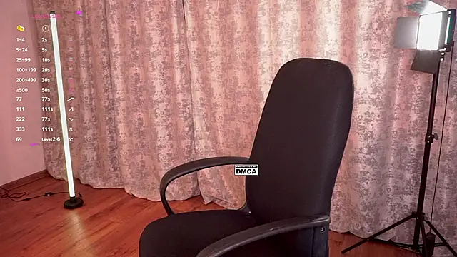 Snapshot of Hoot_owl_cb chatting on February 13, 2026, 9:49 am Hoot owl cb online show from February 13, 2026, 9:49 am