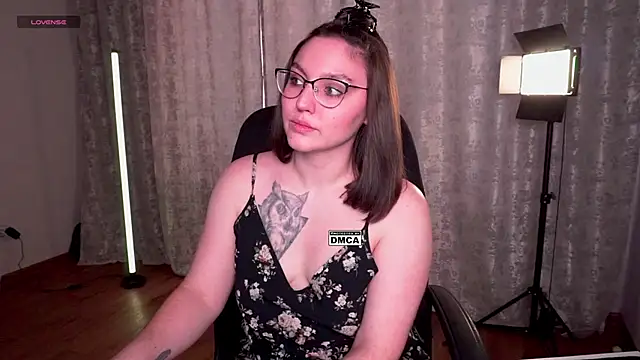 Snapshot of Hoot_owl_cb chatting on February 28, 2026, 10:11 pm Hoot owl cb online show from February 28, 2026, 10:11 pm