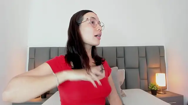 Snapshot of SaraOspinna chatting on October 1, 2025, 3:40 pm SaraOspinna online show from October 1, 2025, 3:40 pm